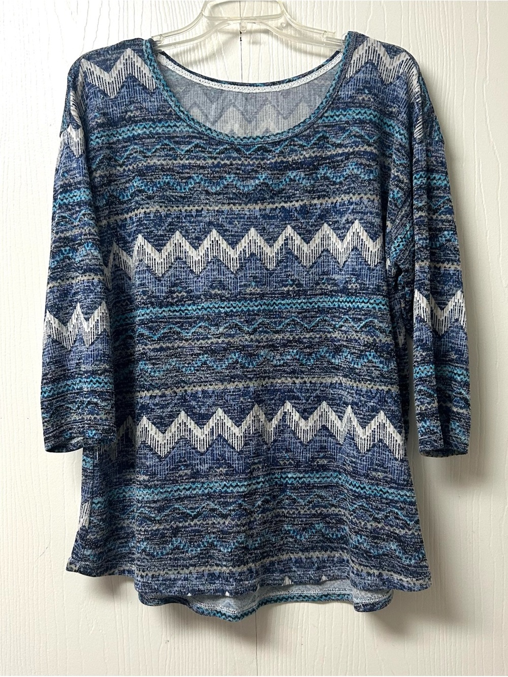Women’s Blue Patterned Scoop Neck Top